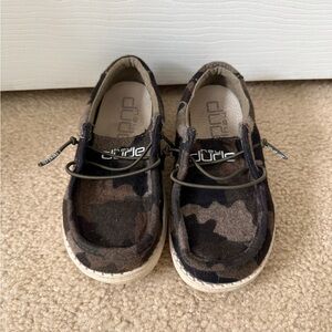 Hey Dude Toddler Boys Wally Shoes NWT Size 9 Camo